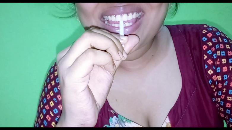 Angel Surovi Lata: Deshi Bhabhiko Lolipop Deke Cudai Kiya Part_01