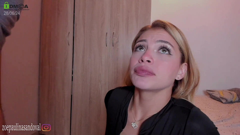 zoepaulina: Tay bị trói để có một khuôn mặt đụ tốt hơn với...