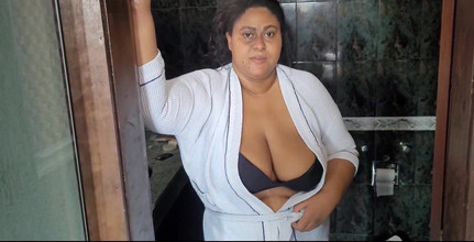 Jeanne Welsh: Aku mengunjungi guruku di rumahnya dan dia akhirnya ngentot sama...