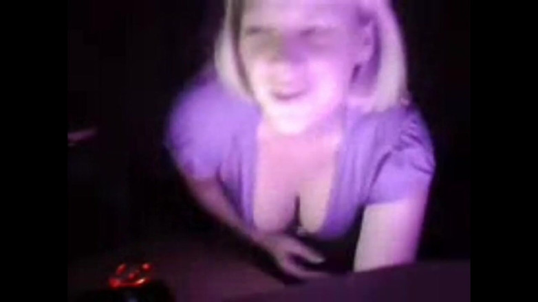 Dogging after dark: 肮脏的语言狗式