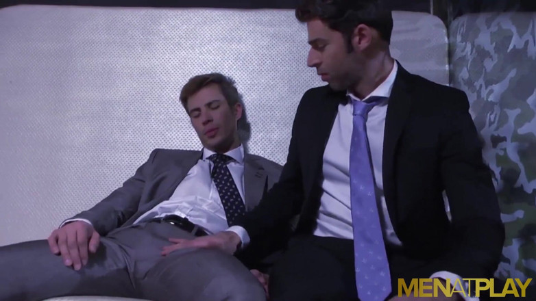 MenAtPlay: Menatplay - pantat bahenol cewek semok latino dario beck dientot habis-habisan...