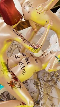 Yaoi - femboy üçlüsü, biri üçüncü birinin götünü yalarken diğerini sikiyor