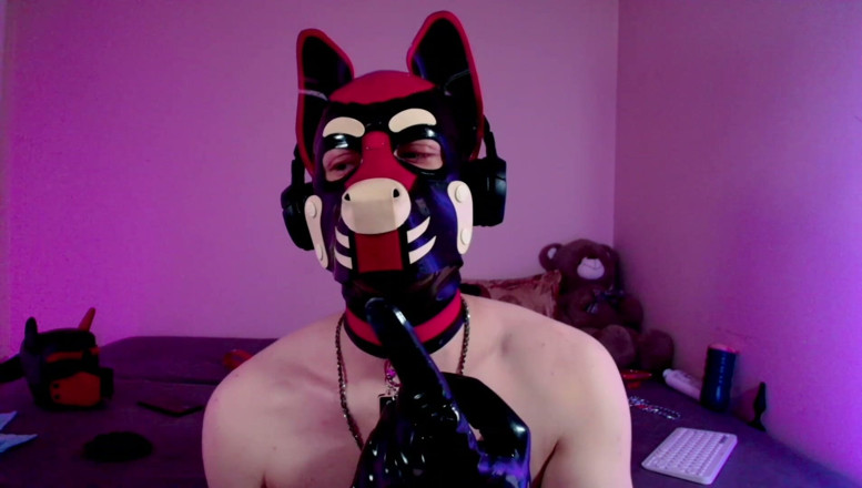 Alex GoodBoy: K-9goodboy's Slow Latex Tease Drives Me Wild