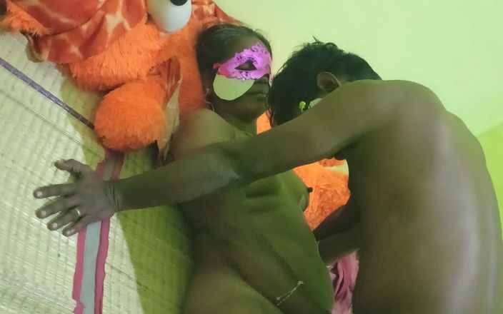 Hotmahi: Vášnivá romantika indického páru