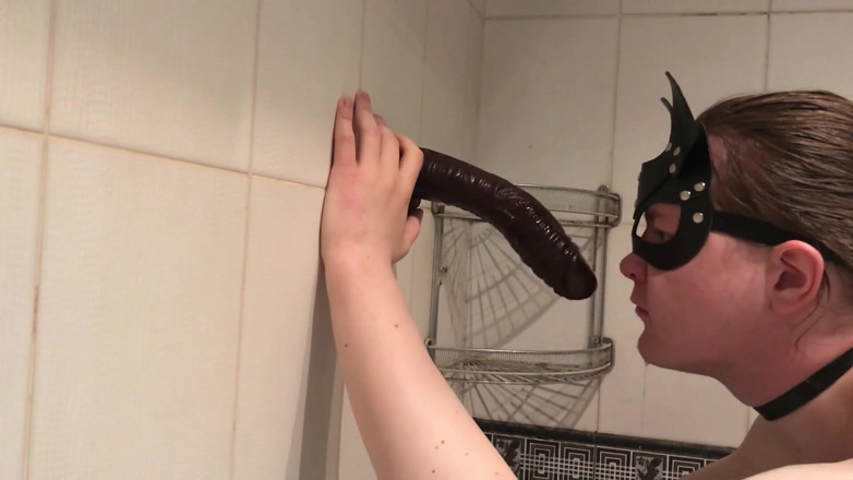 Elise Woods: Sissy, gode, pipe et pratique de la gorge profonde