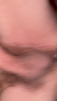 Gay táta si užívá ptáka