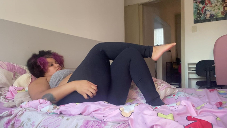 Cutiepiie Chubby: Stepmother Farting to Wake up Stepson Ep02