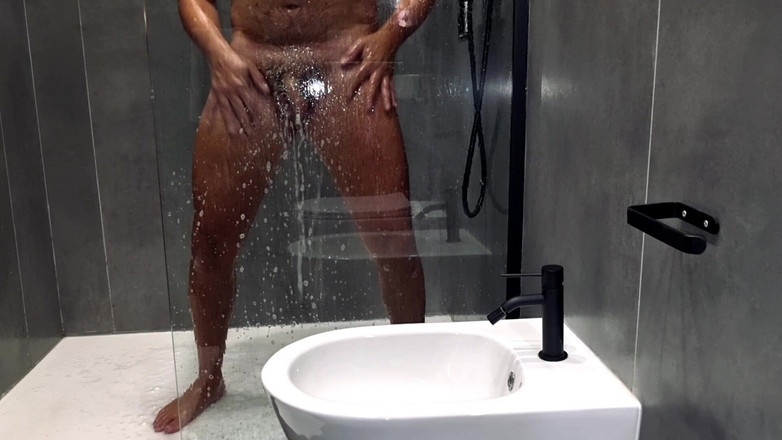 Alexander Audran: Amatör het dusch, skummig stor kuk - alla nakna i duschen...