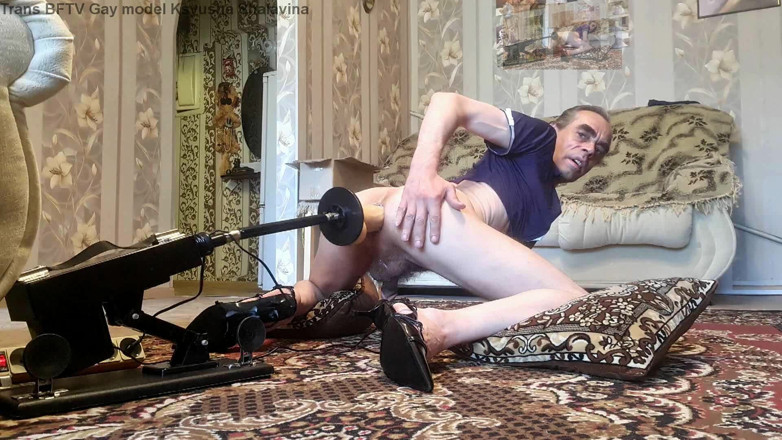 Ksyusha Shalavina: Trans Ksenia Shalavina solo cu un anal mare 03.08.2025 fullhd