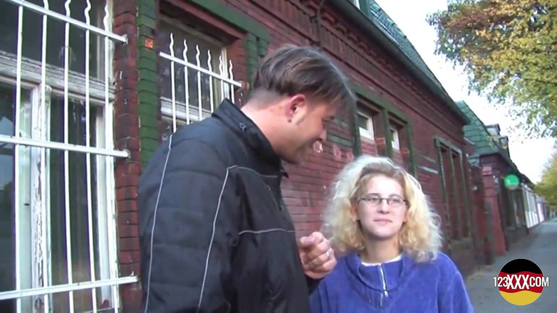 123XXX - Fucked Amateurs in Germany!: Outdoors Fun with Sexy Blonde Chick