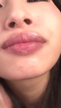 Pov intenso odore saliva mania - l'sona di yua Hidaka fa una sega completo