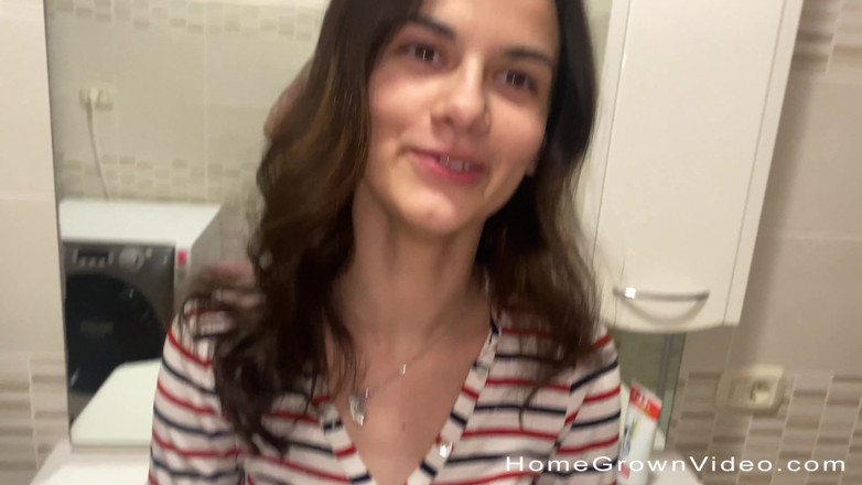 Homegrown Video: Spooge całej jej cipki