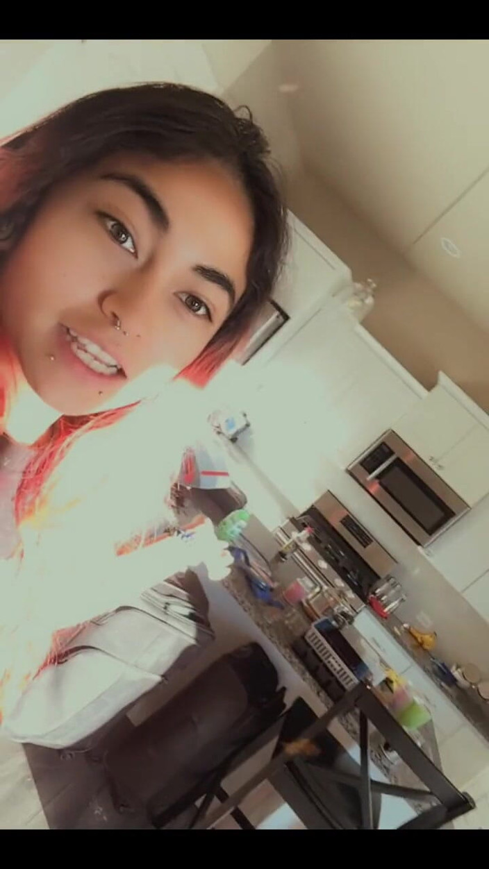 lilRavenFox: Im so Excited to Make Porn in This Kitchen