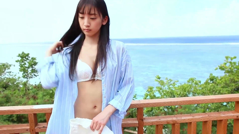 Strix: 辻本 - 好奇心旺盛な姫君、島の常夏の
