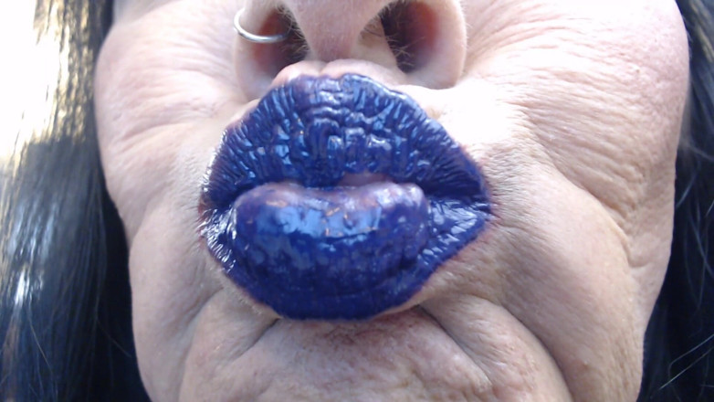 Abby Anna: Blaue lila lippen zauberstab nahaufnahme ente