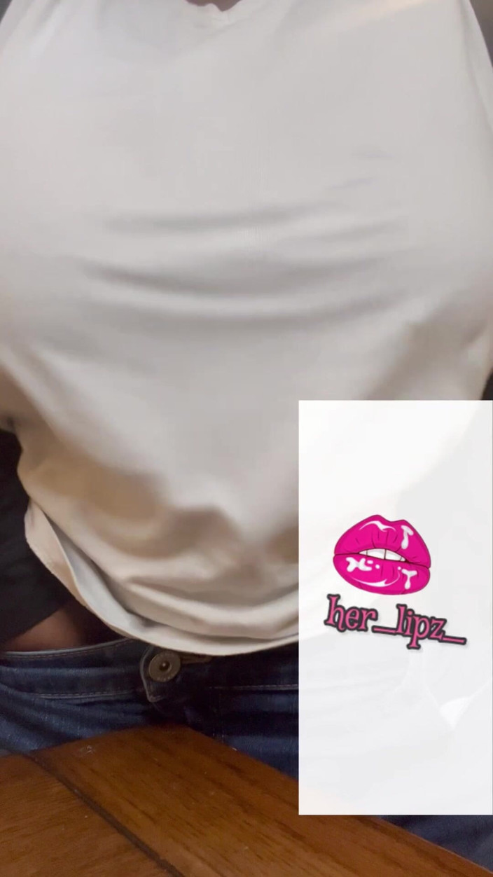 Anye Meshell: Putting Ice in My Pussy for the First Time!