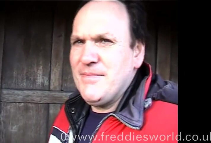 Freddies World: bare stan vaali Lynne ki chudaee