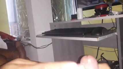 Couple 2 Black: Видео 052 как это вкусная дрочит, я хочу ему подарить