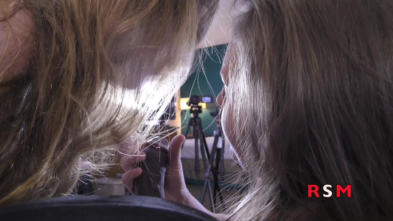 Real Amateur Sluts: Zoey Zimmer a Rose sdílejí bbc a cum část 2