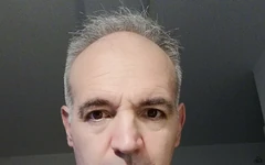 Mi show en vivo en línea con mis seguidores y amigos donde me masturbo la polla y hablo sucio.