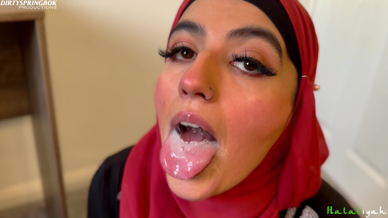 Aaliyah Yasin: Aaliyah Yasin stara się nie połykać spermy przyrodniej brata