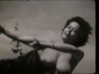 Vintage Usa: Vintage compilation of sexy MILFS posing naked and teasing