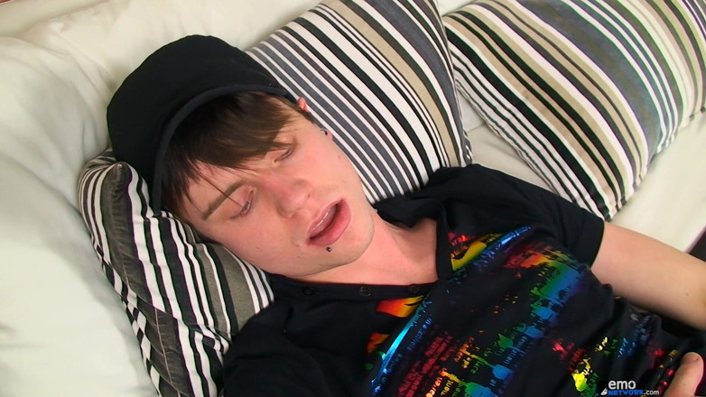Homo Emo: Danny převezme kontrolu nad jeho wank výstřelem