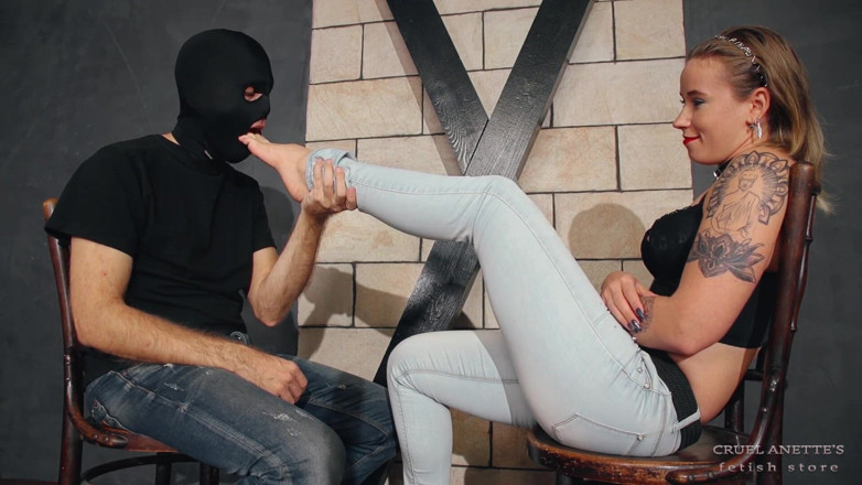 Cruel Anettes fetish world: Możesz lizać!