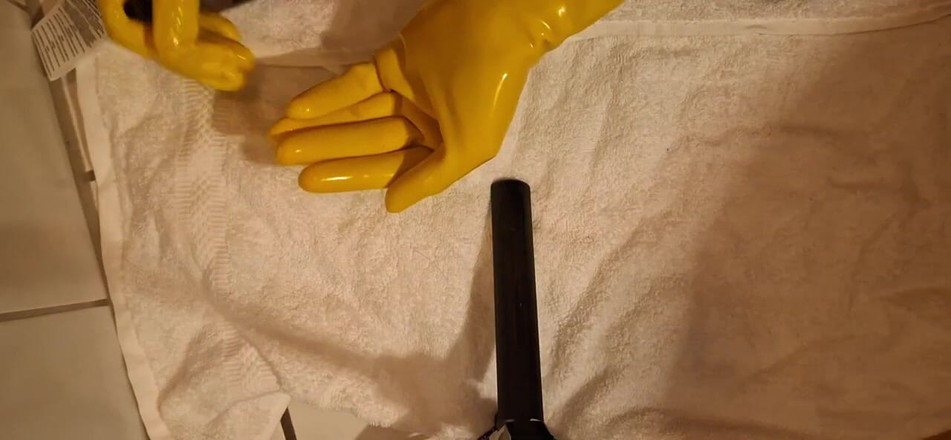 Dreamofevolution: Latex Gloves Asmr