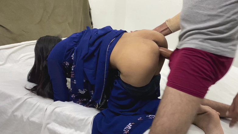 Desifilmy45: 계부의 두꺼운 검은 자지, 처녀 소녀가 흔들리고 계부에게 말했습니다, 제발 내,힌디어 HD XXX 풀 모비