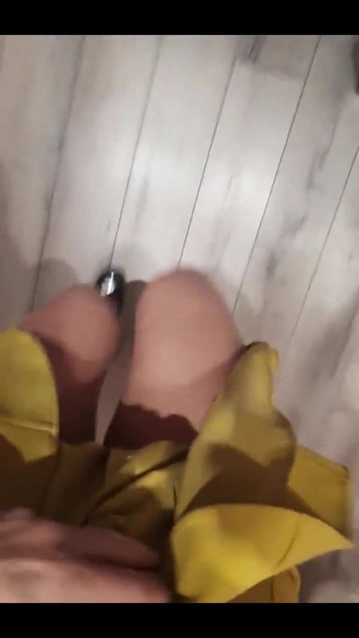 FrauleinP: Aku nggak sempat kencing hari ini, jadi imy bladder lagi...