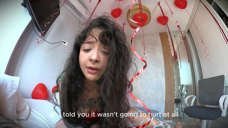 Macabreink: Красива і чуттєва дівчина відрізає мій член