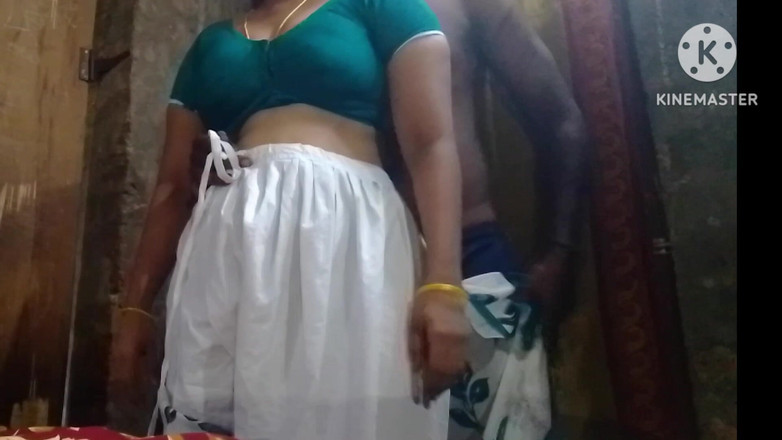 Hot housewife: Seks Ibu rumah tangga India