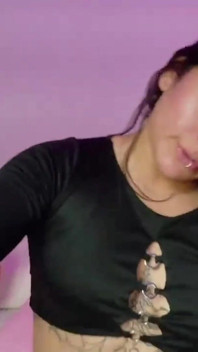 Saya sentiasa tunduk kepada awak, mungil mahu disetubuhi