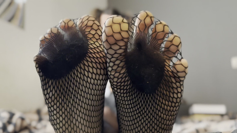 Fem Bi: Little Slut Prefers to Fuck Than Go to College
