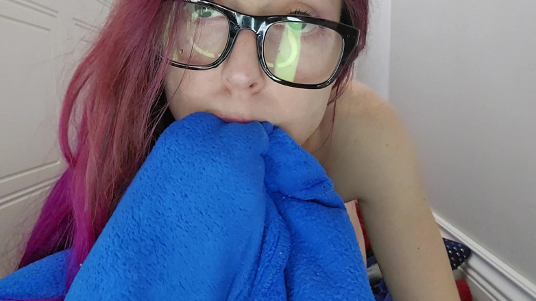 Nerdy_faery: Abito Blu Piscio Sborra E Leccare Fantasia