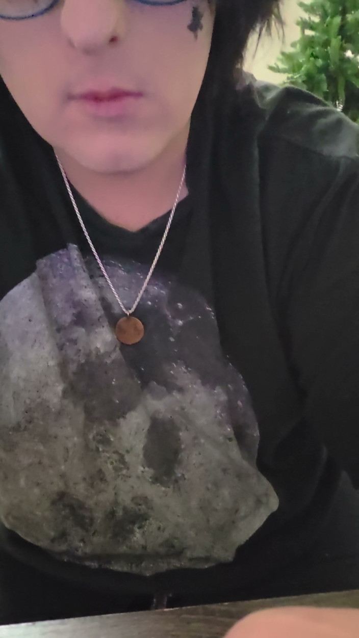 M00NY: Smoking and Surprise