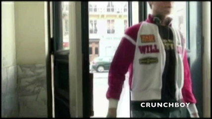 Crunch Boy: セクシーなフランスのふしだらな女積によるXXLコックにパリ