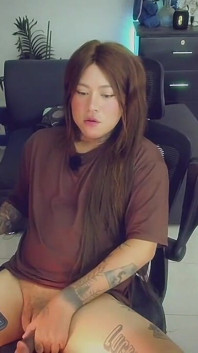 Stream 15 tháng 4 năm 2026 Kim