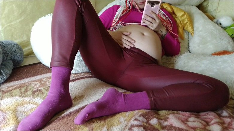 LizAngel: Pregnant wants to fuck even more