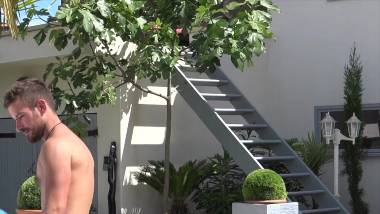 Raw sex with friends from France: Fucked Raw in Jockstrpa by Mature Boy