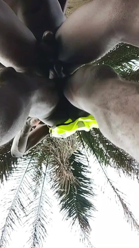 Sexydaddy: Domaltmalı ve prezervatifsiz görünümlerin altında