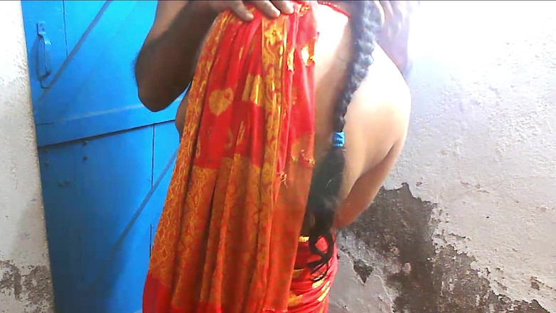 Busty Banuu: Delhi wali bhabhi ki bhookh mitai sex video khiêu dâm