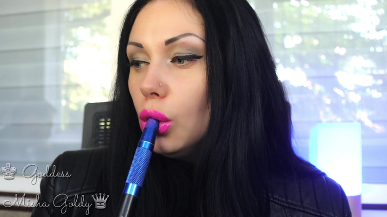 Goddess Misha Goldy: Leche para mi gran seducción morada y gran humo de...