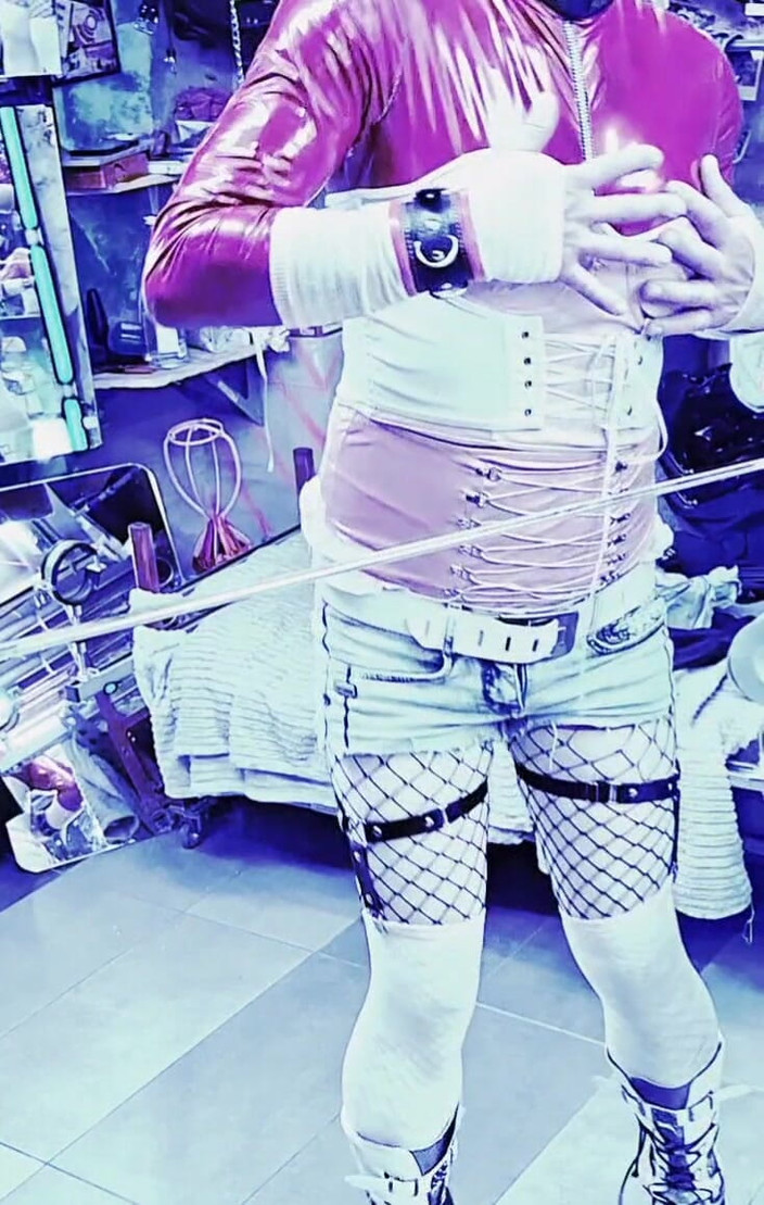 fetishboyzz: Si Kecil