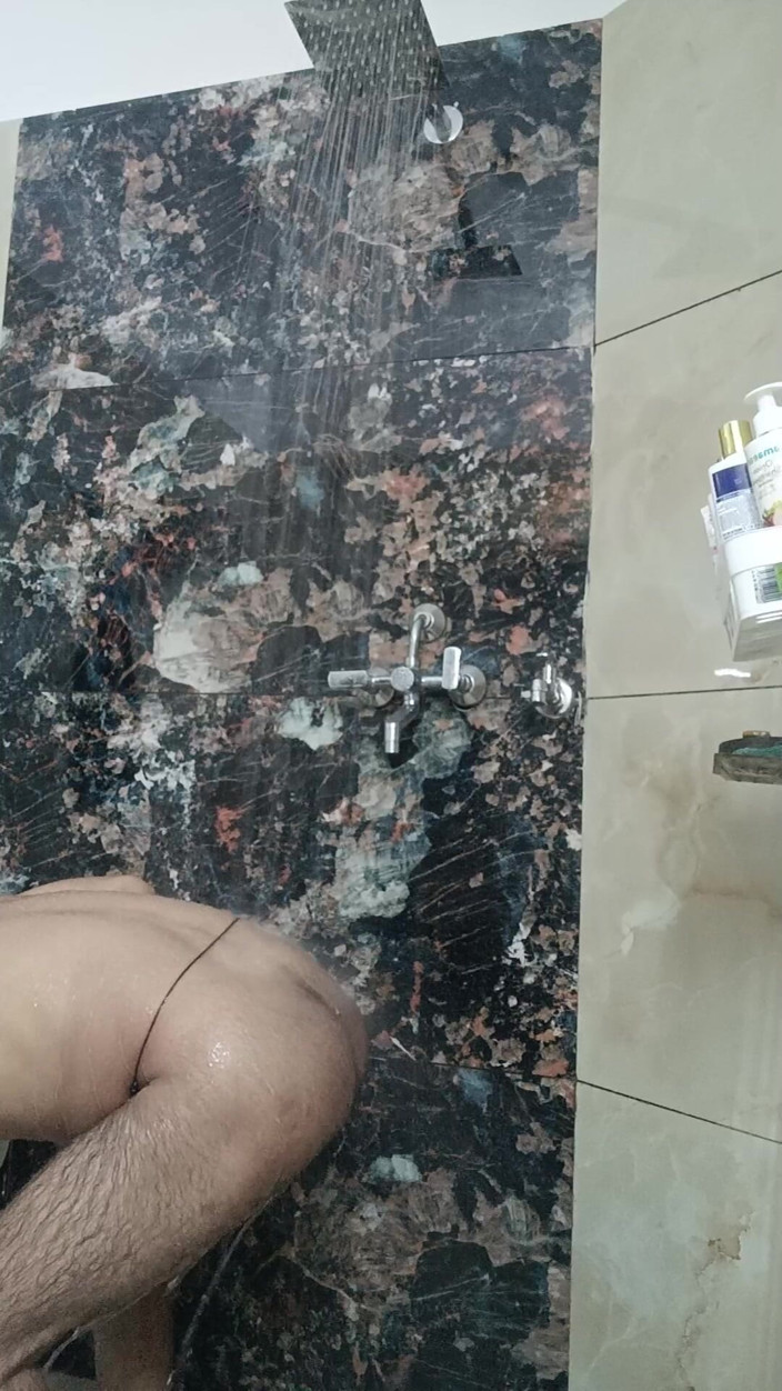 Rajasthani-old-lover: Un beau-père desi indien baise avec son beau-père voisin et...