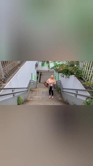 Annabelle Rogers: Pamer badan di jerman!