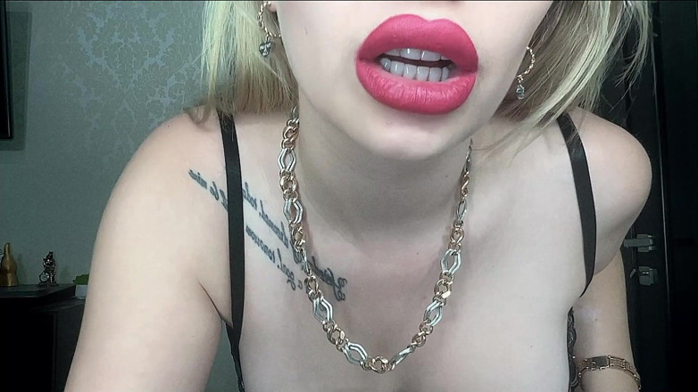 Goddess Misha Goldy: 色情是最重要的！在你和一个女孩约会之前，你的球一定是空的！