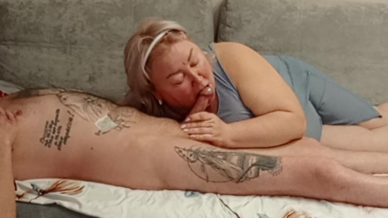 Zona901: Krmil moji macechu spermatem