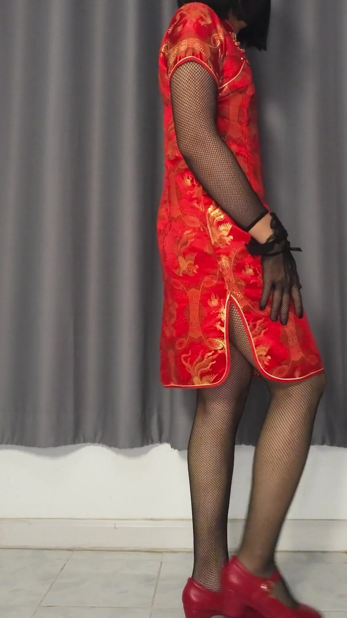 Sis-k Small Fishnet Bodysuit Ep1: Red Chinese Dress - BeckhamCC Trans Collection
